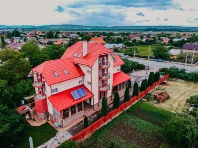 Piatra Neamţ 八角旅馆酒店 外观 照片